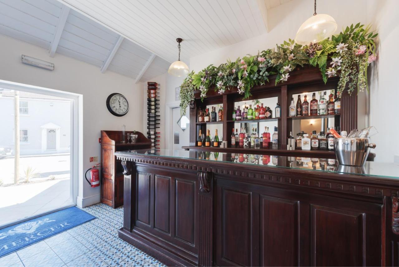 Florence House Boutique Hotel And Restaurant Портцмаус Экстерьер фото